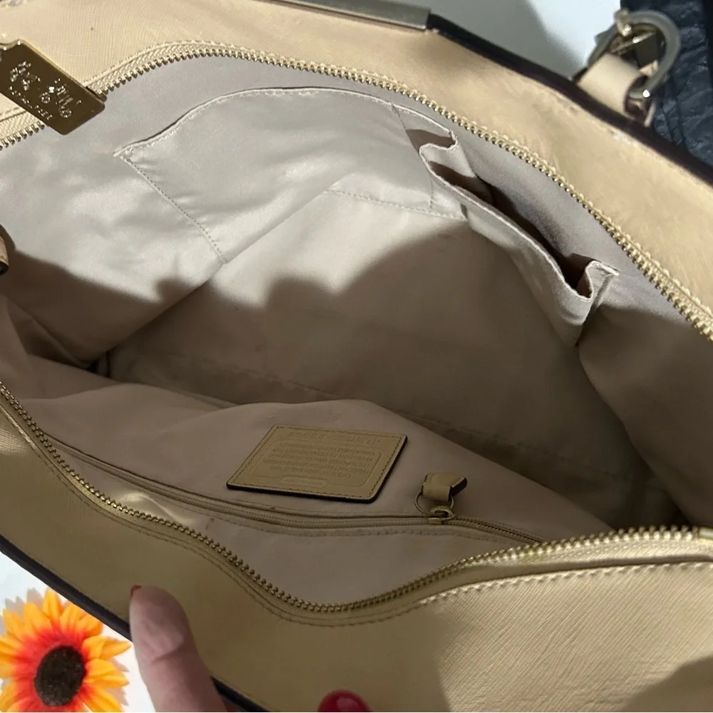 Coach Beige Leather structured Shoulder Bag Everyday work tote - Picture 10 of 11